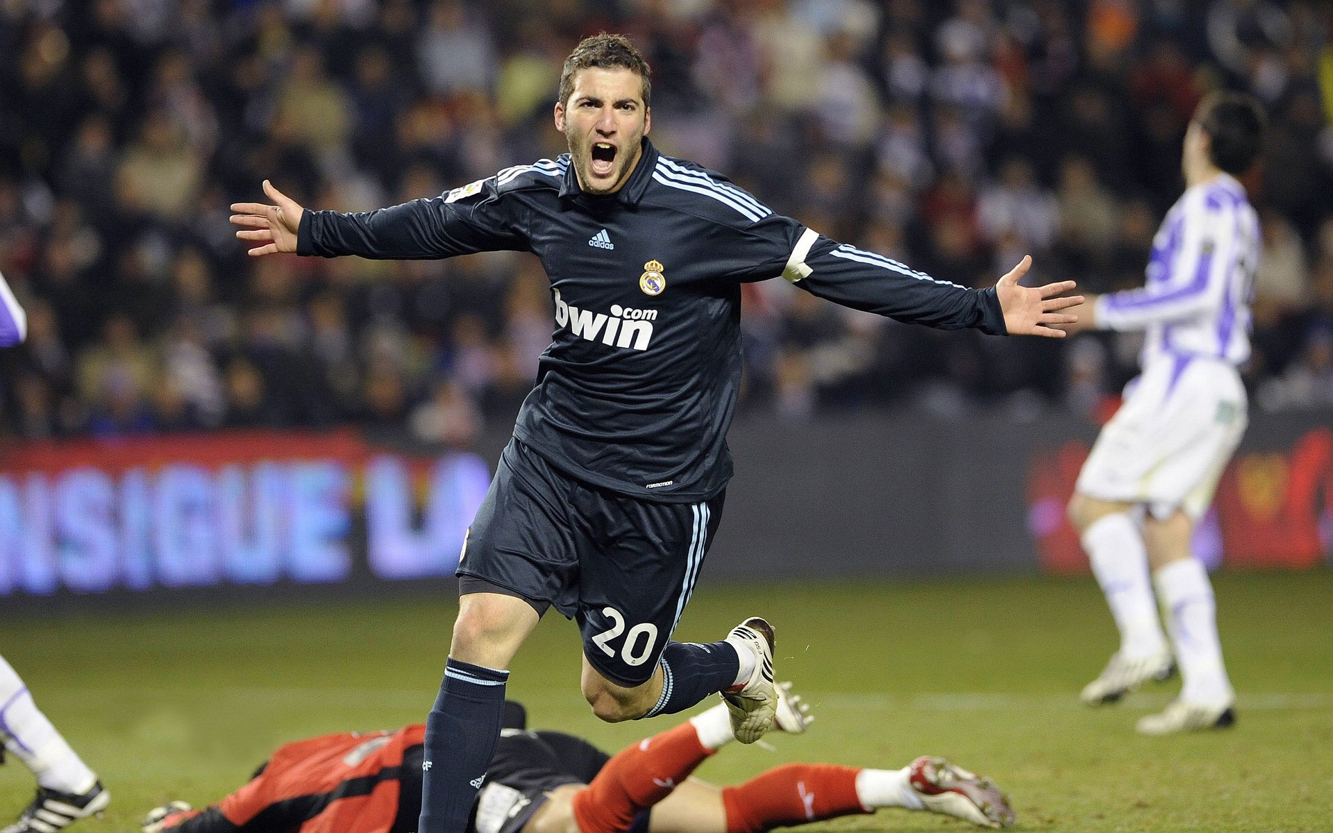 当红色休城沦为背景板，拉文的关键先生觉醒之夜