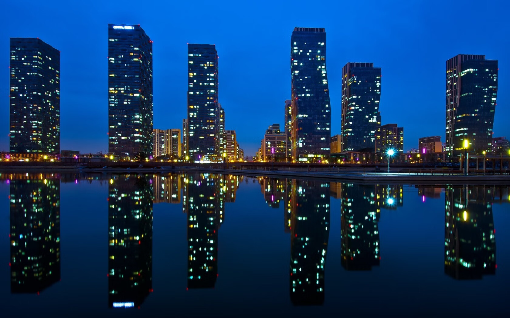 冰与火之歌,马克西燃爆大场面,广东队铁蹄冲垮黄蜂