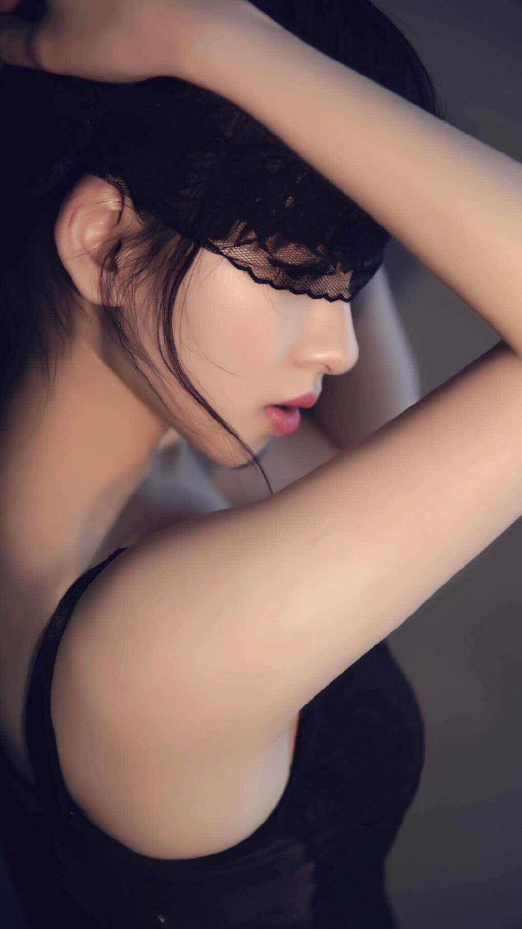 绿茵狂飙与银石之谜，安哥拉如何以F1战术冲垮雷恩